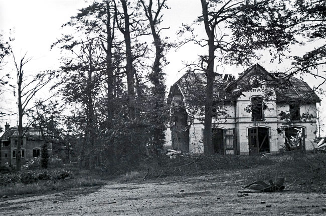 Garage Hotel de Duno in 1945