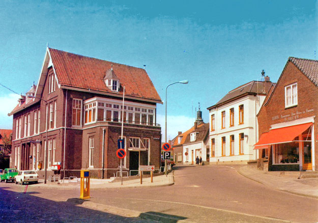 twee postkantoren Renkum