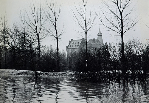 Hoogwater bij Doorwerth, foto Brenninkmeijer