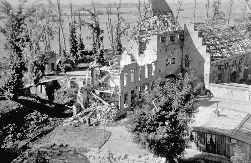 Na-de-WWII-Kasteel-Doorwerthjpg