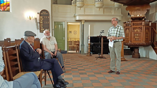 Heelsum kerk op de heuvel