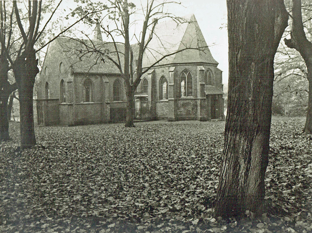 Heelsum kerk op de heuvel