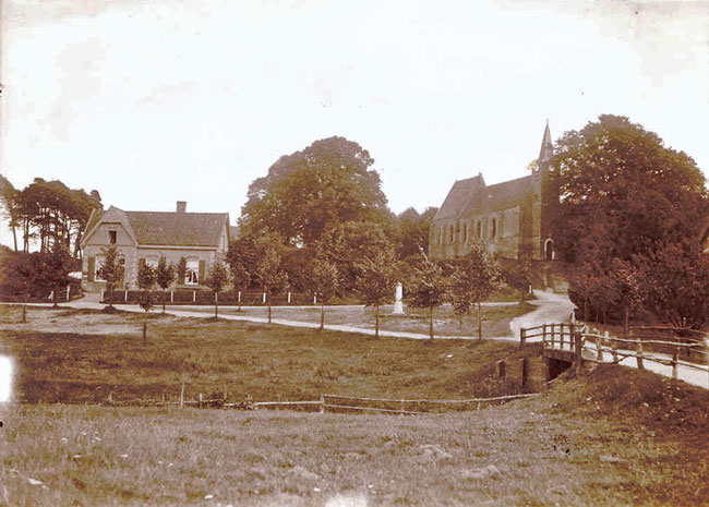 Heelsum kerkje op de heuvel